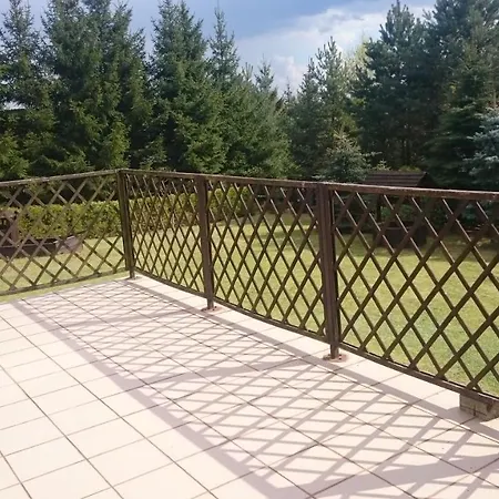 Dom Nad Jeziorem Dadaj *