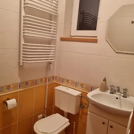 Dom Nad Jeziorem Dadaj Semesterbostad *