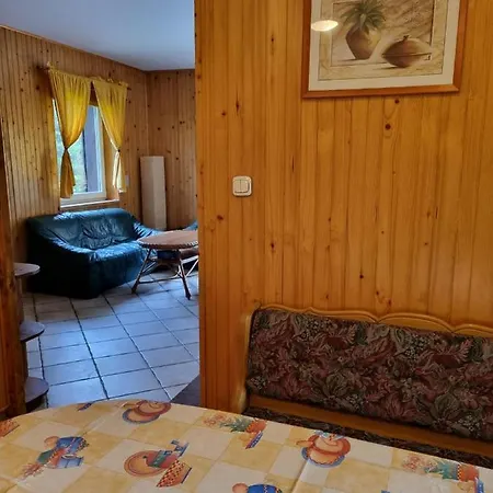 Dom Nad Jeziorem Dadaj Wilimy