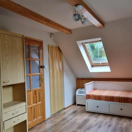 Dom Nad Jeziorem Dadaj Semesterbostad *